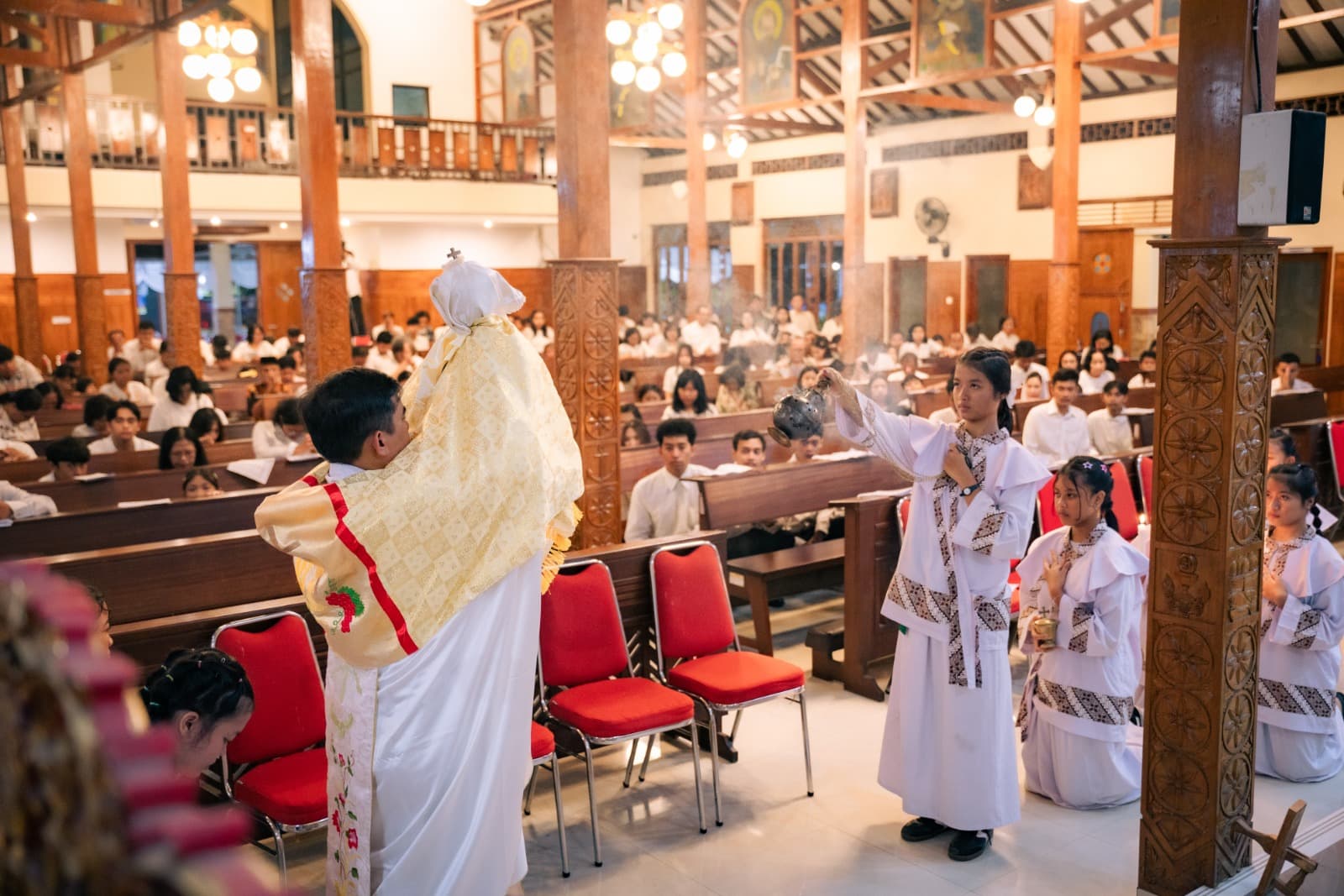 Pekan Suci 2026 - Kamis Putih